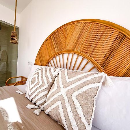 Chakra House Fuerteventura - Affordable Rooms In A Cozy Guesthouse Коралео Екстериор снимка